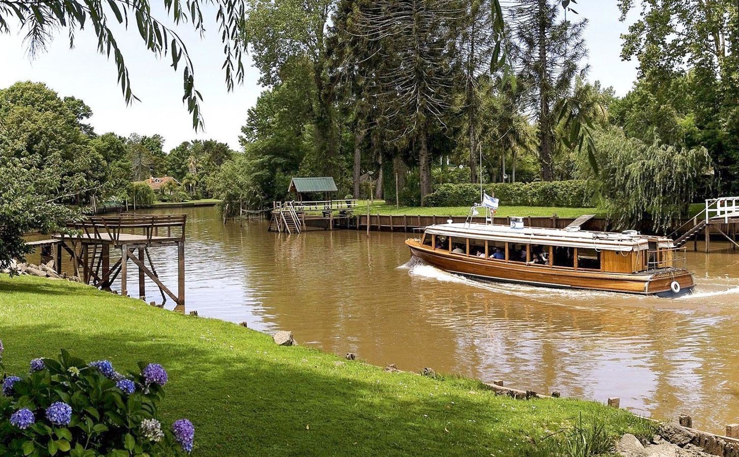 Navigating the third-largest river delta in the world