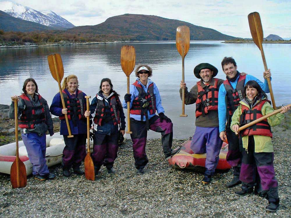Our team is ready to start their canoeing expedition!